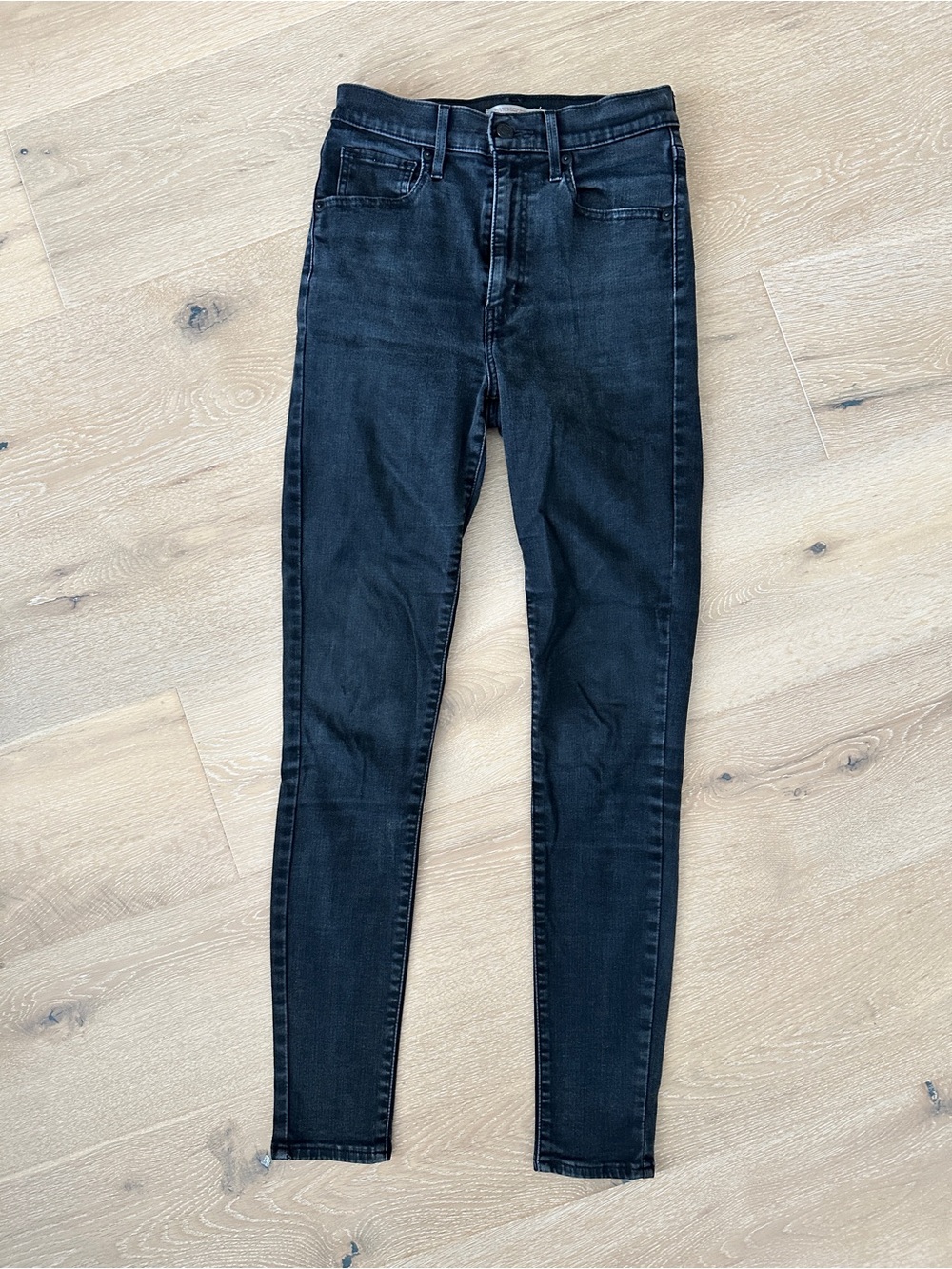 Levi's Women's Black Skinny High-Rise Jeans
